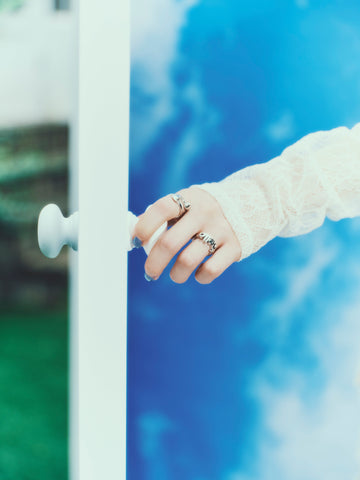 Open hello ring