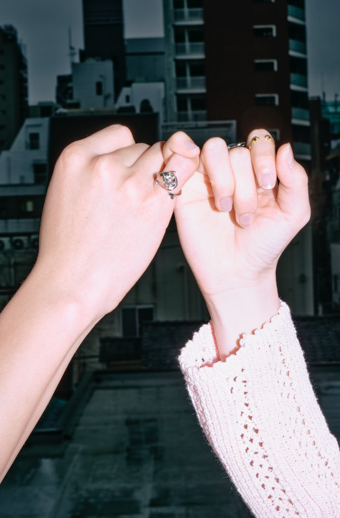 Truth rose ring