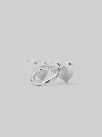 Bold heart ring