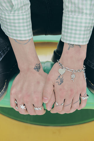 Favorite motif bracelet