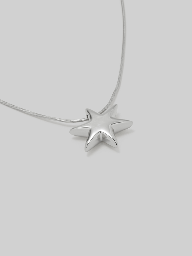 ☆トレンド☆ 33club スリースリークラブ モチーフネックレス シルバー ☆トレンド☆ 33club スリースリークラブ モチーフネックレス シルバー