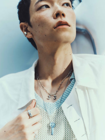 Open hexagram ear cuff