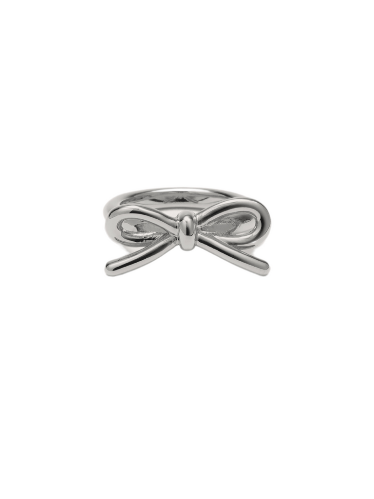 String ribbon ring