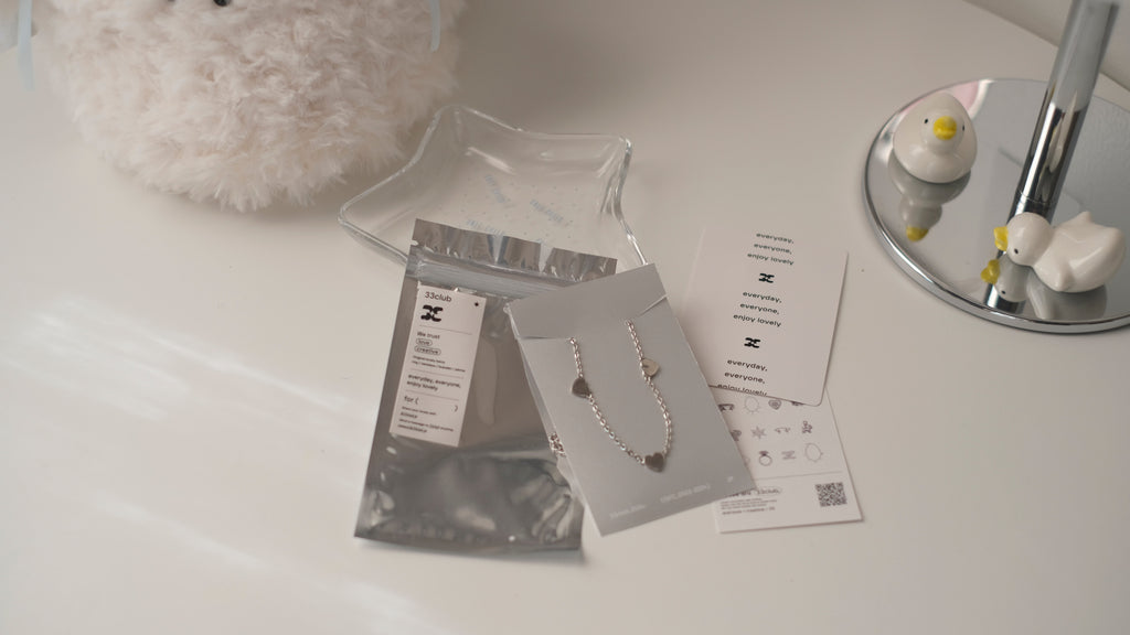 Mini heart choker