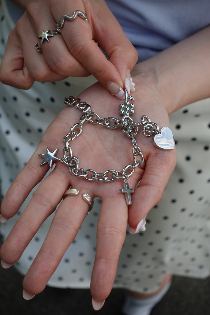 Favorite motif bracelet