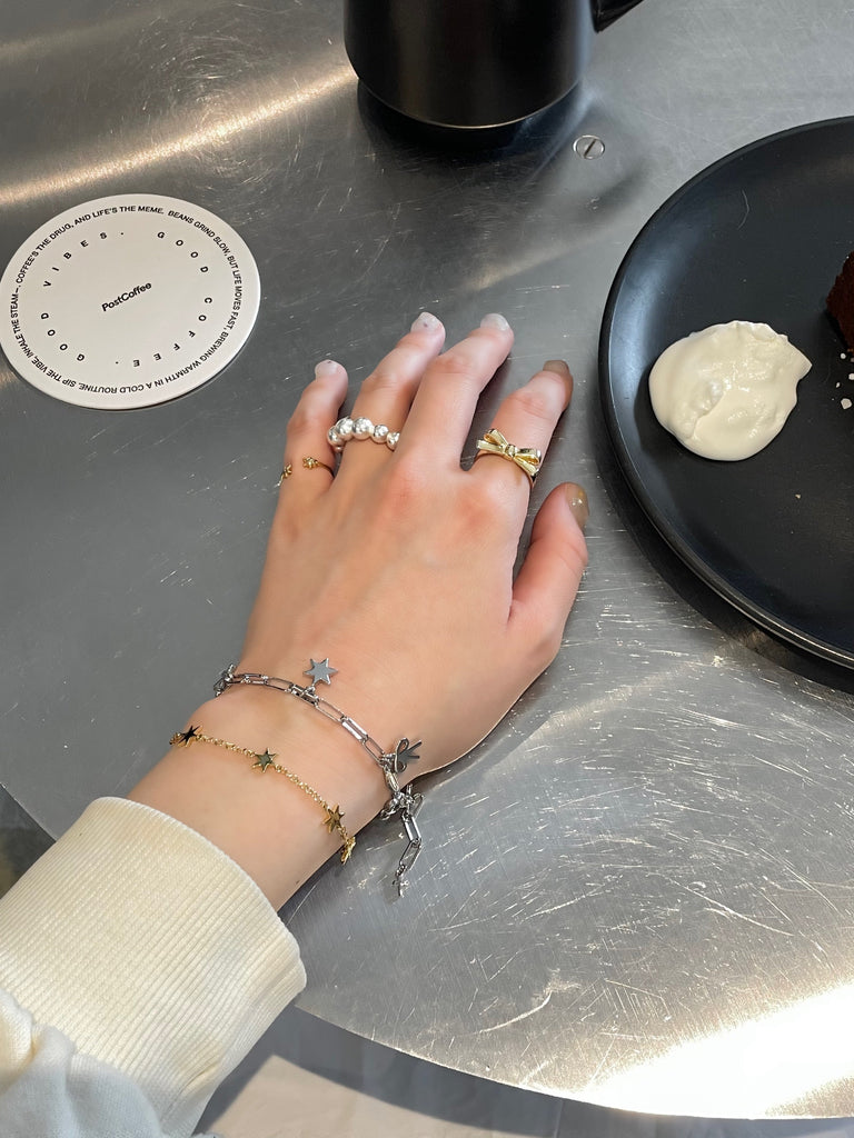 Mini hexagram bracelet