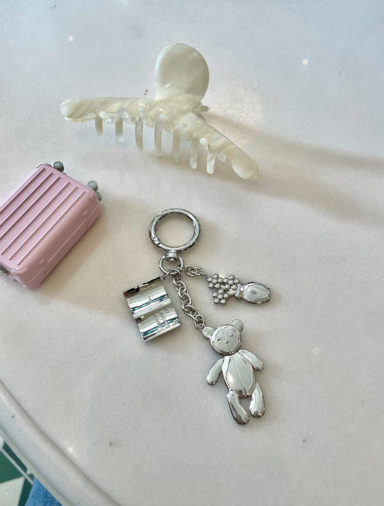 MY FAVORITE MOMENT key charm (my room)