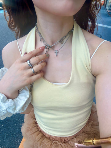Motif necklace ( cross )