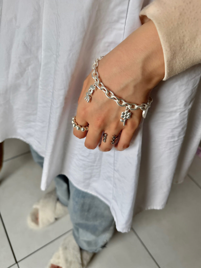 Favorite motif bracelet