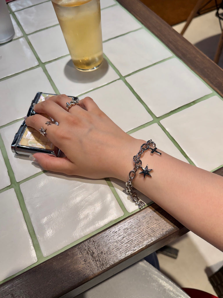 Favorite motif bracelet