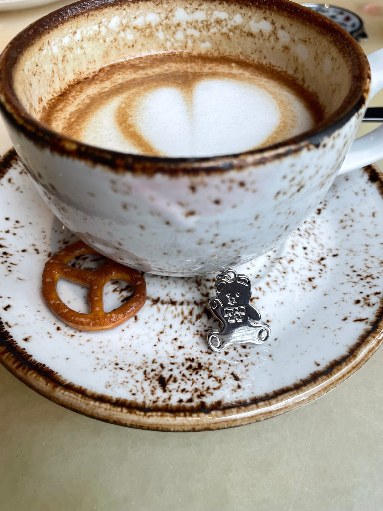 little sunny bite meets 33club charm (bear)