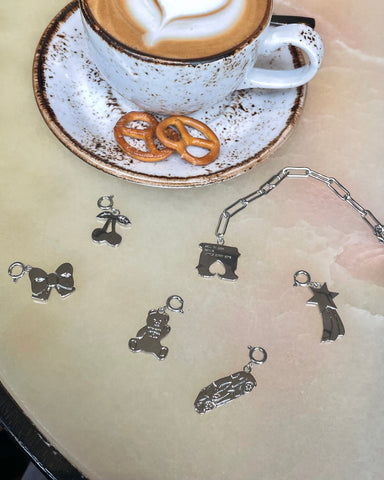 little sunny bite meets 33club charm (pan clip)