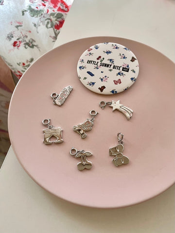 little sunny bite meets 33club charm (bear)