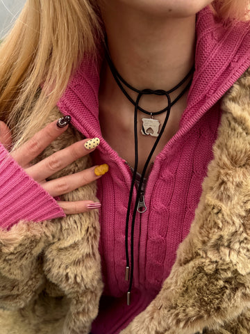 little sunny bite meets 33club choker (pan clip)