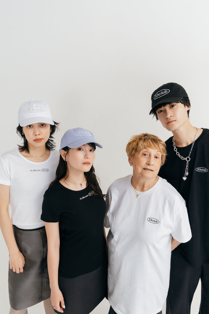 Hi, we are 33club Mini T-shirt ( white )