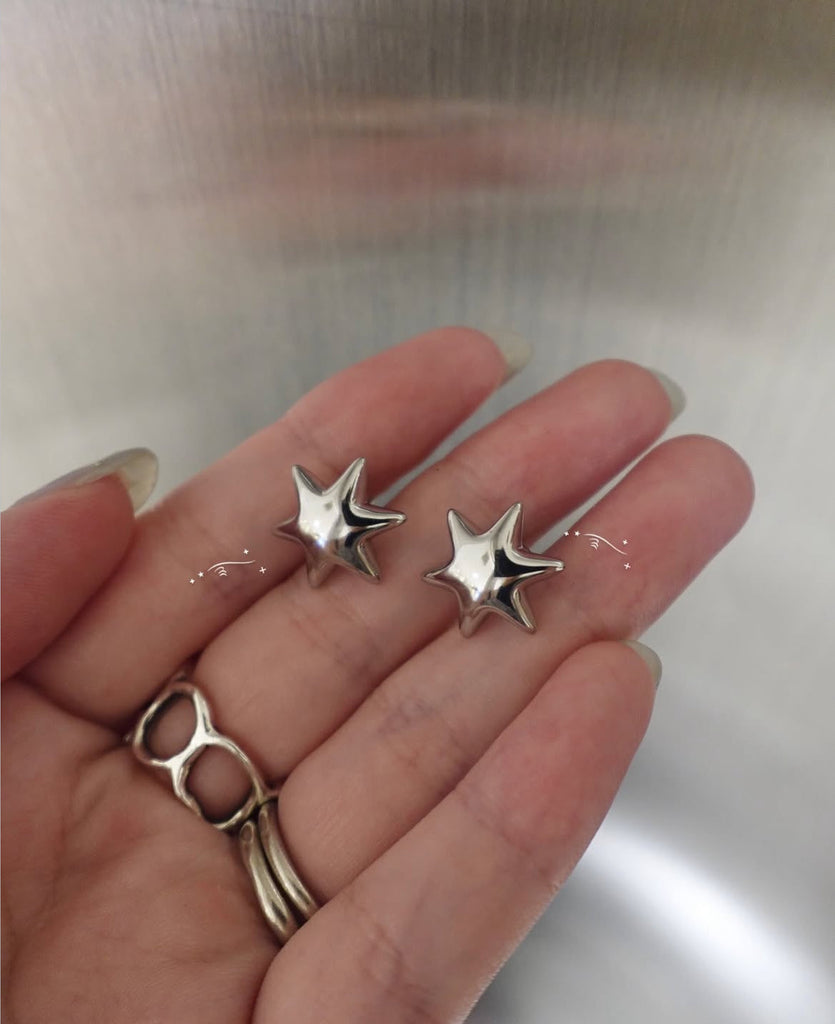 Swell hexagram pierce