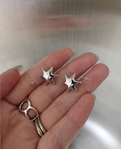 Swell hexagram pierce