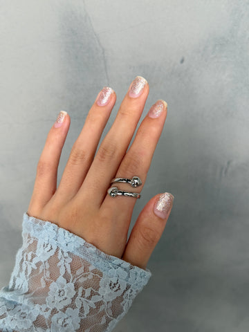 Open twist heart ring