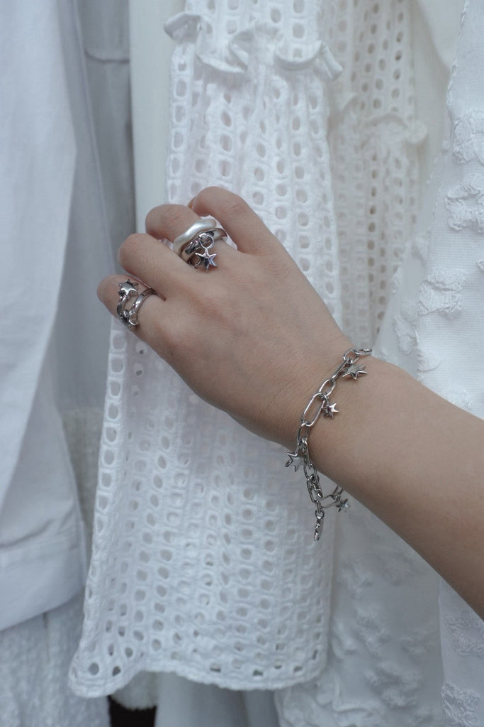 Open dancing hexagram ring