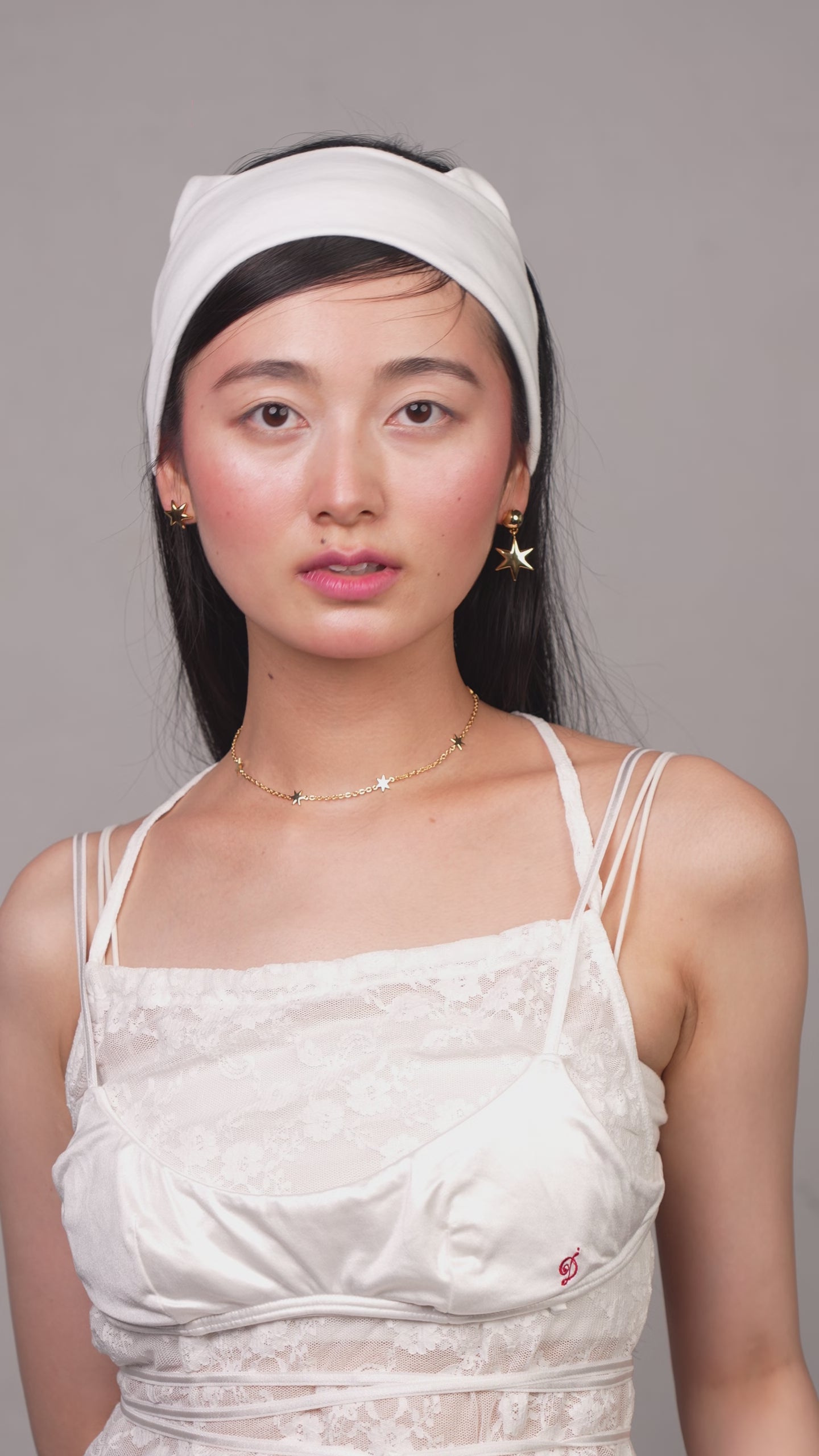 Mini hexagram choker – 33club